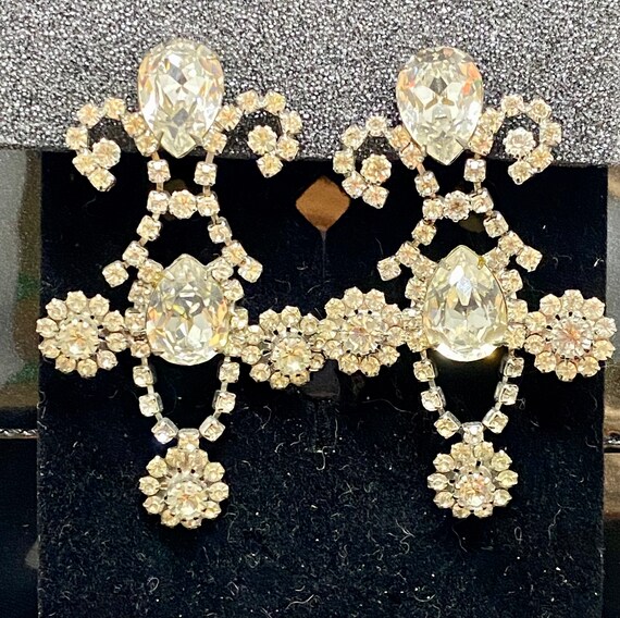 Kenneth J. Lane Rhinestone Chandelier Earrings - image 8