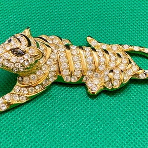 Vintage Trifari Pave Rhinestone Tiger Brooch image 5