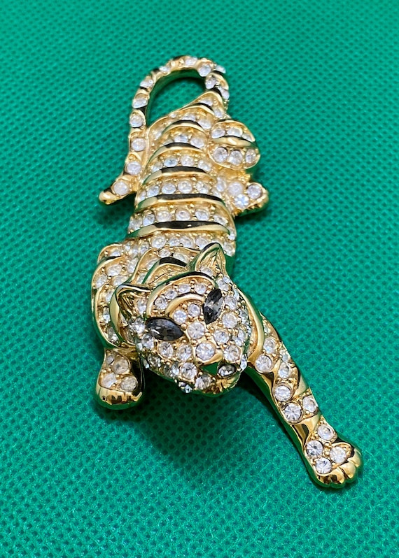 Vintage Trifari Pave Rhinestone Tiger Brooch - image 1