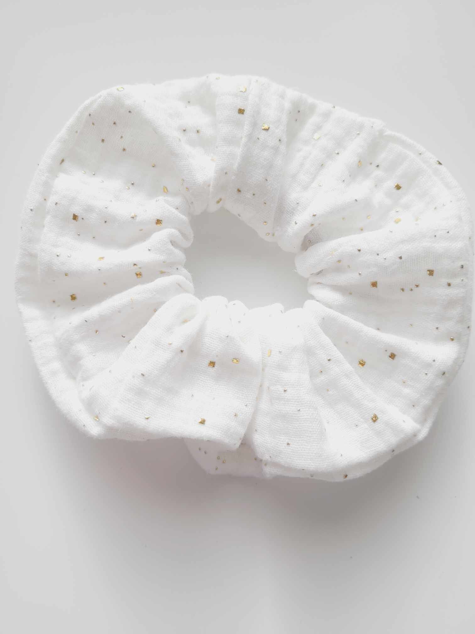 ChihiroBELLA✨Chouchou - Large / White White and Gold Scrunchies - Etsy