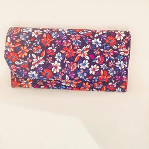 Portefeuille en tissu  fleuri