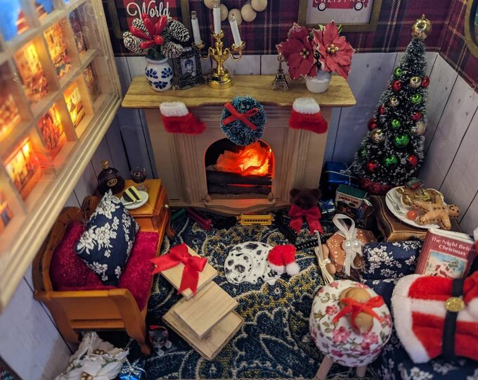 Christmas Book Nook, Christmas Eve Book Nook, Holiday Book Nook