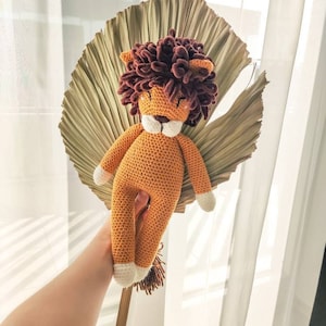 Benji the lion amigurumi pattern, digital lion crochet pattern, mustard children&#39;s toy