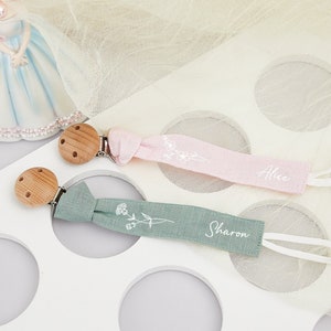 Attache-suce en tissu avec fleur de naissance, attache-suce personnalisée pour bébé, attache-tétine, cadeau pour une baby shower, cadeaux pour bébé fille garçon image 1