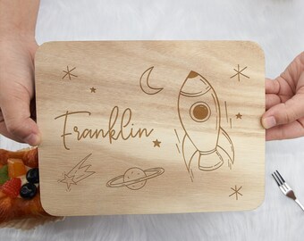 Breakfast Board with Rocket, Baby Shower Gift, Children's Board, Engraved Wooden Breakfast Board, Birthday Gifts,Personalized Gifts for Kids