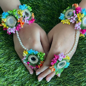 Artificial Hand Gajra set/ Flower bracelet/ floral/ Bridal/ wedding Guests/ Haldi/Mehndi/Sangeet/ mayoon/ haath gajra/ bangles/ artificial