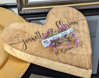 Hochzeitsgeschenk Brautpaar personalisiert - Holzherz mit Namen und Hochzeitsdatum, Geschenk zur Hochzeit Silberhochzeit, Geldgeschenk