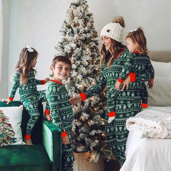 Christmas 2023 Family Pajama Set| Green Christmas Pajamas| Mom| Dad| Kid| Baby| Matching Christmas Pajamas