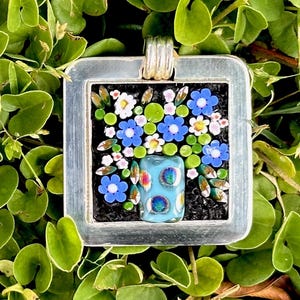 Flower mosaic pendant