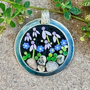 Floral mosaic pendant
