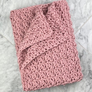 Crochet baby blanket, Handmade baby blanket, Baby shower gift, Blush rose pink blanket, Baby Girl Blanket, Baby Girl afghan, Nursery Decor