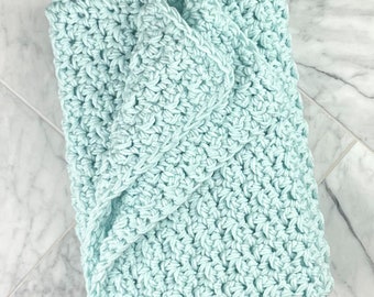 Handmade baby blanket, Crochet baby blanket, Blue baby blanket, Baby shower gift, Blue nursery decor, Baby afghan, Baby boy blanket