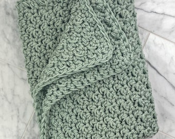 Handmade baby blanket, Crochet baby blanket, Green baby blanket, Baby shower gift, Boho nursery decor, Baby Afghan, Baby baptism gift