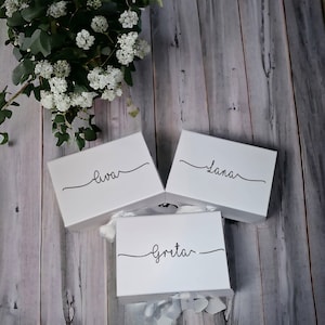 Personalised Bridesmaid box, Mother's day gift box, Bridesmaid proposal box, magnetic gift boxes, maid of honour box image 4