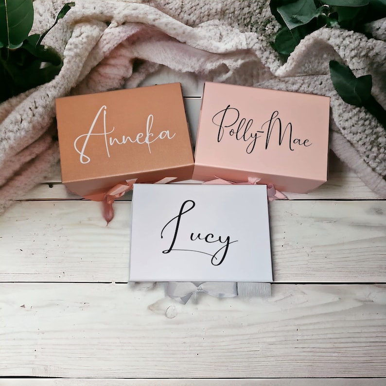 Personalised Bridesmaid box, Mother's day gift box, Bridesmaid proposal box, magnetic gift boxes, maid of honour box image 3