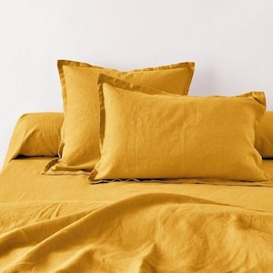 Linen 100% Mustard Sheet Set / Mustard Bedding Set / Linen Bedding Set / 1 Flat Sheet + 1 Fitted Sheet + 2 Pillowcases / New Year Gift