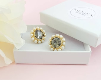 Vintage Richelieu Clip On Earrings | Rhinestone and Pearl Earrings | Gift | Pre-owned