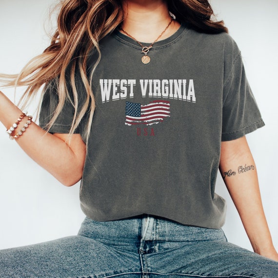 VVNTY Women's American Flag Heart T-Shirt - Patriotic Graphic Tee For 4th Of July
