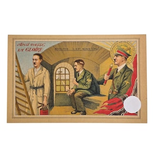 Raro cartão postal satírico antinazista da Segunda Guerra Mundial - "Ainsi passe la gloire" - desenho animado político francês apresentando Hitler - por volta de 1945