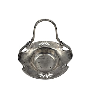 Art Nouveau WMF Silver Plated Centerpiece Basket – Floral Pierced Design, Model 4397 – Antique Gift Idea
