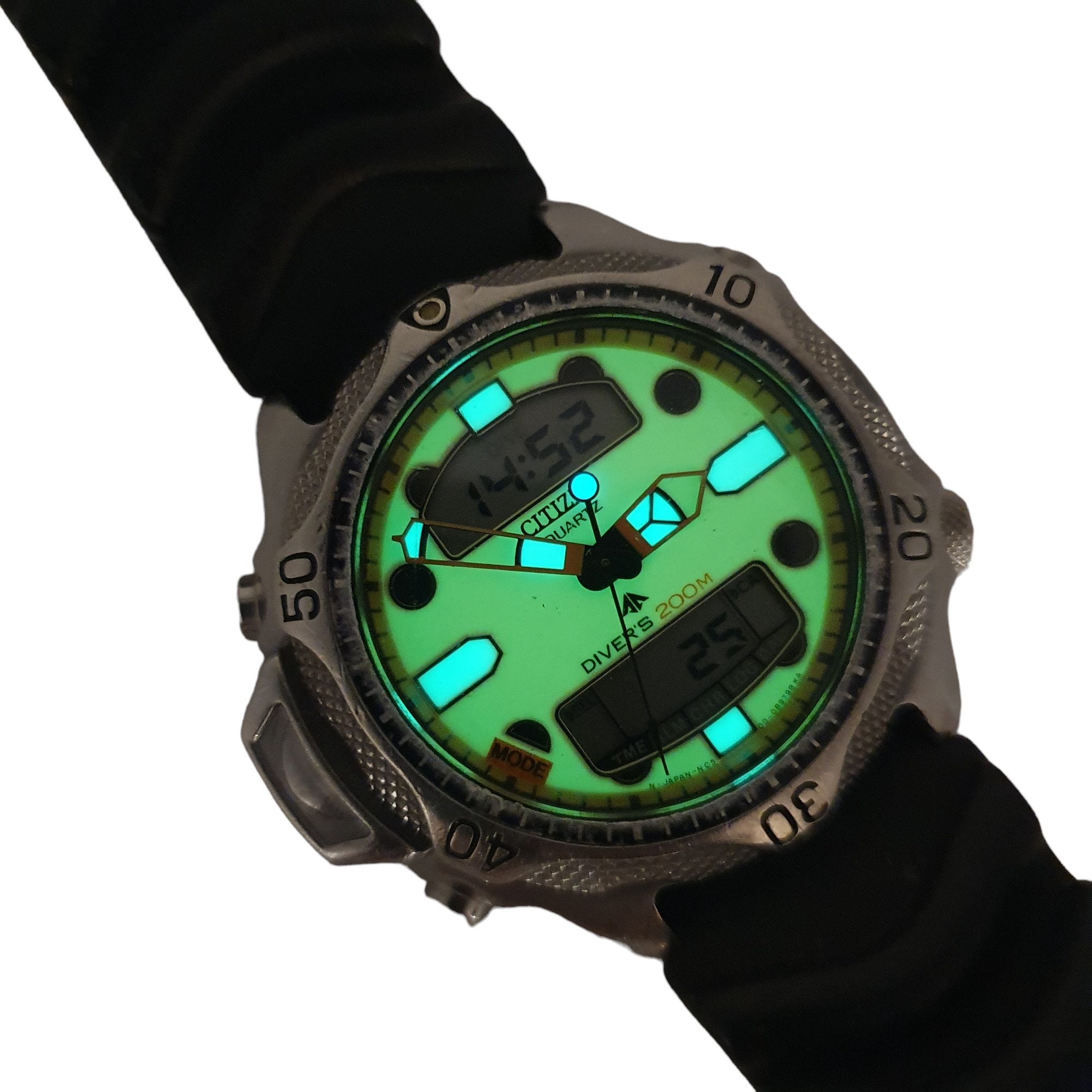 Citizen quartz promaster 200m diver watch online