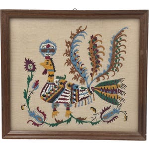 Vintage Greek Folk Embroidery – Framed Rooster on Linen, Wool Threads, Island Style Wall Decor