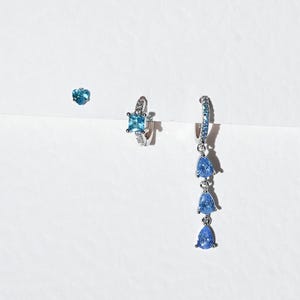 Blauwe kristallen 3-delige zilveren oorbellen - Crystal Huggies, sierlijke hoepels, druppelvormige hangoorbellen, Floral Huggies, Helix Piercings