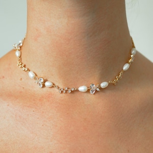 Pearl and Crystal Butterfly Necklace -  Freshwater Pearl Necklace, Butterfly Necklace, Bridal Necklace, Gift for Her, Wedding Gift