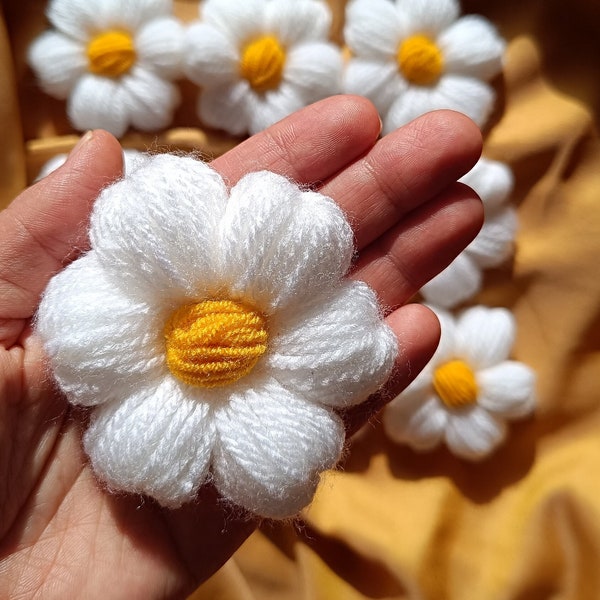 20 Pieces Flowers, Handknit Flowers, Cardigan Flowers, For Sweater Gift For Her Handknit Flowers 3D Daisy, Crochet