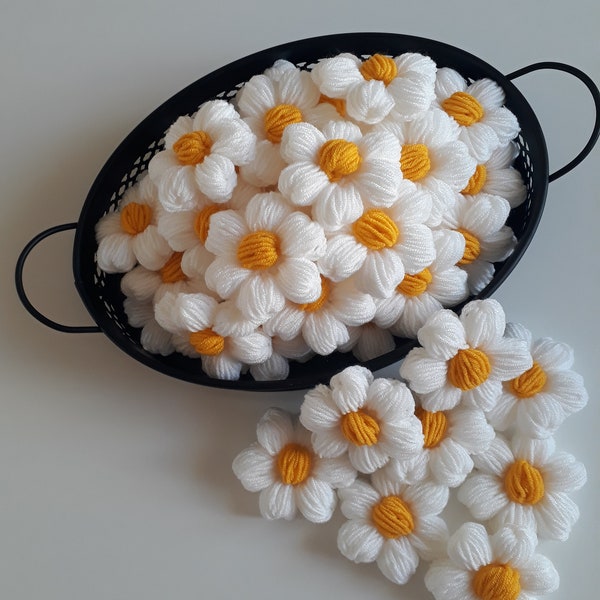 10 Pieces Flowers, Handknit Flowers 3D Flower Cardigan Flowers For Sweater Gift For Her Handknit Flowers 3D Daisy Crochet