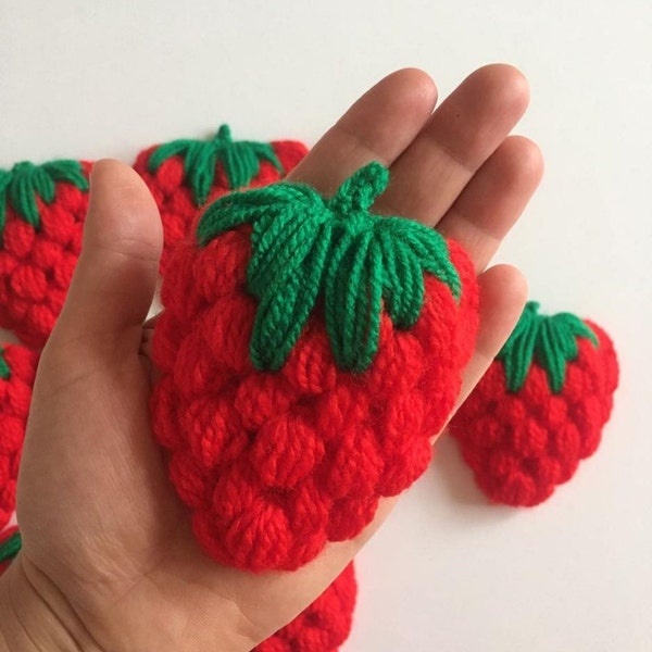 Croched Strawberry applique , handmade red strawberry for her crochet, crop cardigan, cotton applique, embellishment sewing