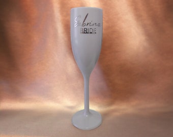 Personalisiertes Sekt Kunststoff-gläser für JGA | Junggesellinnenabschied | Team Braut & Bride | Perfektes Geschenk Brautjungfern Weiß