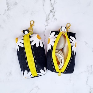 Box Pouch Keyrings for cards, cash, earbuds, lipbalms, small accessories, attach to backpack or keys, great for gifts and travel