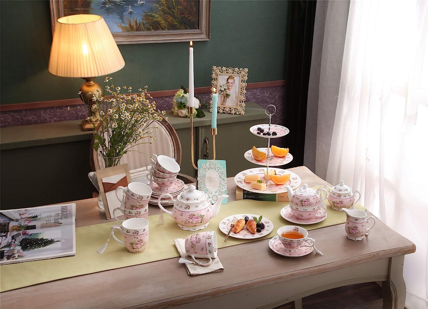 Where Style Meets Celebration: Chic Cake Stands & Ceiling Medallions for Your Home