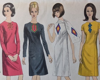 1965 A-line dress w appliques size 12 bust 32 Vogue vintage sewing pattern 1960s