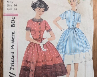 1959 Dress w Tiered Circle Skirt size 14 bust 34 Optional Collar + Cuffs complete uncut vintage Simplicity 2913 sewing pattern 1950s