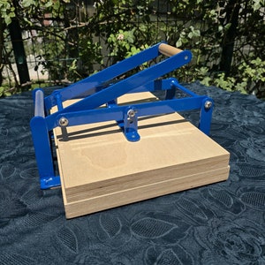 A3, A4, A5 Blue Lino Press Machine, Linocut Printing Press, Print Making Press, Hand Linoleum Press, Embossing Relief  Lino Press.