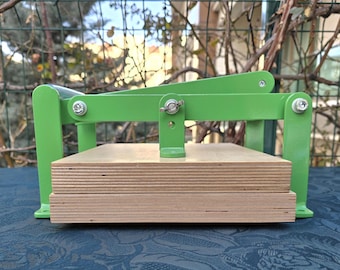 A3 hellgrüne Linoldruckmaschine, Linoldruckpresse, Druckherstellungspresse, Hand-Linolpresse, Prägerelief-Linolpresse.