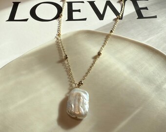 Baroque Pearl Gold Chain Necklace