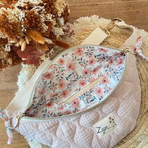 Sac Banane Femme  - matelassé rose poudré / double gaze de coton fleurie rose  -  Fanny Pack, Bum bag, Gürteltasche, belt bag, Marsupio