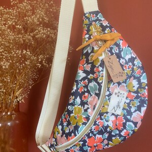 Sac Banane Femme - Cretonne enduite fleurie - Flower Fanny Pack, Bum bag, Gürteltasche, belt bag