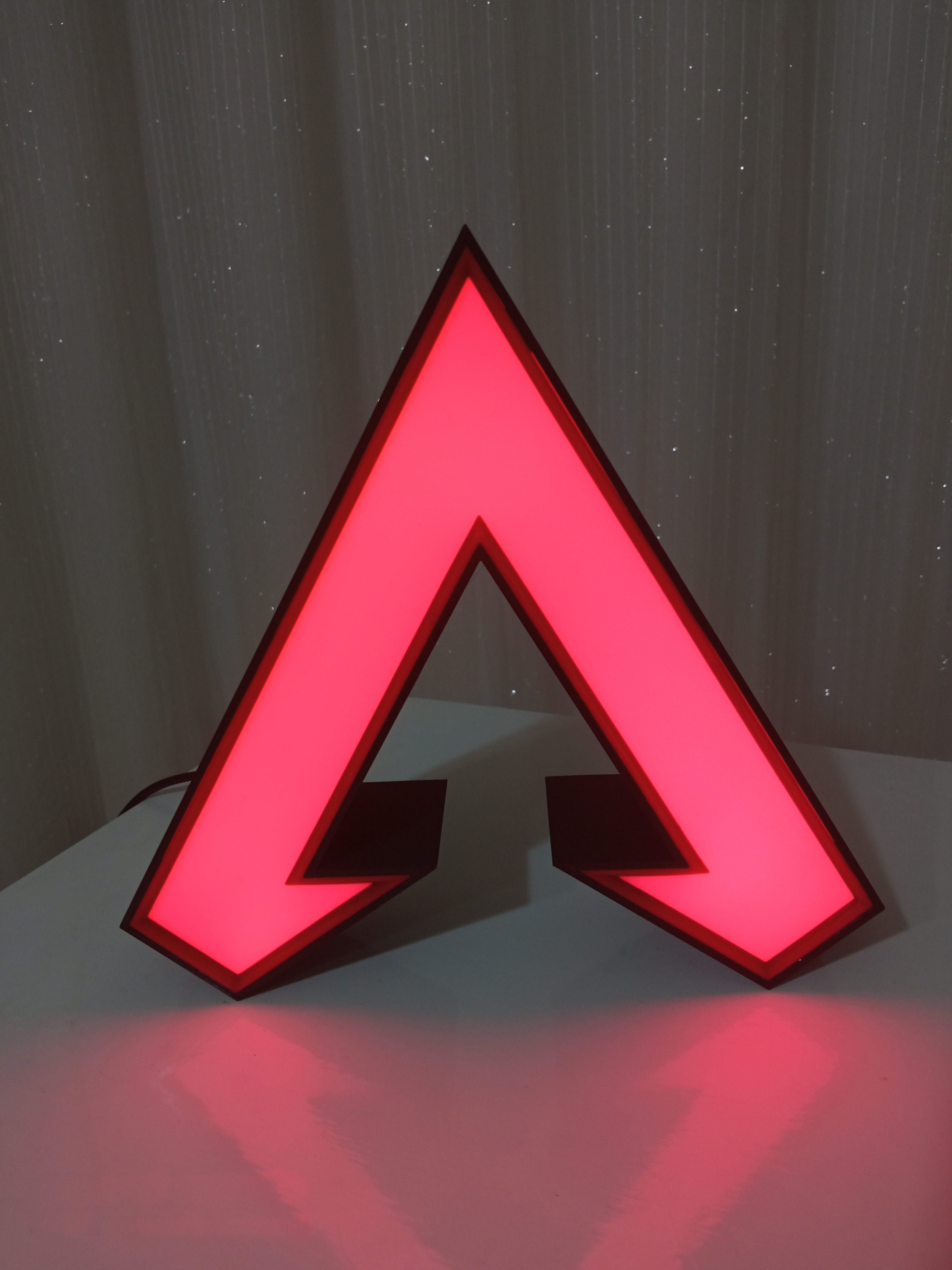 Apex Legends Led Lamb, Apex desk lamb, 3d printed Apex Legend logo lamb, Apex Games Night Light