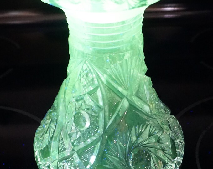 Rare Elegant Uranium Depression Glass Mint Green Punch Bowl With 5 Cup