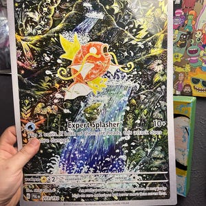 Carte Pokémon Jumbo personnalisée 25,4 x 27,8 cm Paldea évolué Magicarpe 203/193 alt art HOLO
