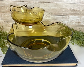 Vintage Anchor Hocking Amber / Honey Gold Pinched Glass Chip and Dip Bowl Set