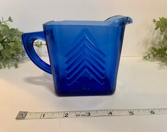 Hazel atlas cobalt blue depression glass chevron Milk pitcher | Hazel Atlas Cobalt Blue Glass Pitcher