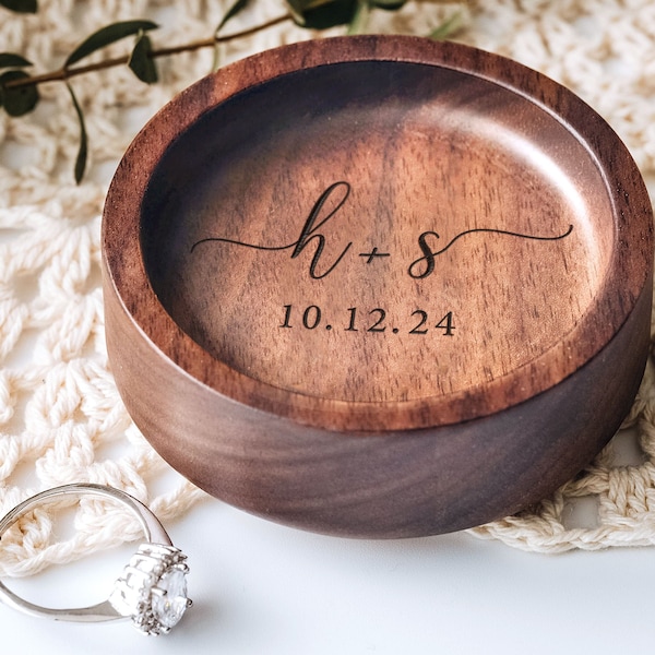 Personalized Wooden Ring Dish | Engagement Ring Dish | Engraved Ring Holder | Custom Wedding Gifts for Couple | Anniversary Gifts for Her