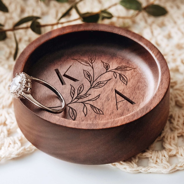 Custom Wooden Ring Dish | Wedding Ring Dish | Engagement Ring Holder|Gifts for Valentines | 5th Anniversary Gifts for Her | Floral Ring Dish