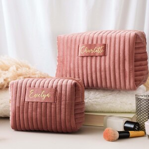Personalized Makeup Bag, Custom Bridesmaid Gift, Best Friend Gift Idea, Custom Cosmetic Bag, Valentines Gift for Her, Personalized Gift image 6