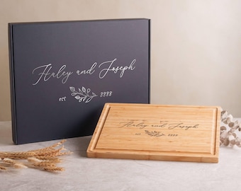 Custom Wedding Gift, Engraved Bamboo Cutting Board,Personalized Gift for Mom,Handmade Anniversary Gift,Custom Gift for Her, Kitchen Gift<W>